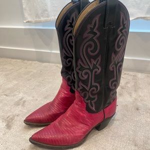 Cowboy boots women’s size 7